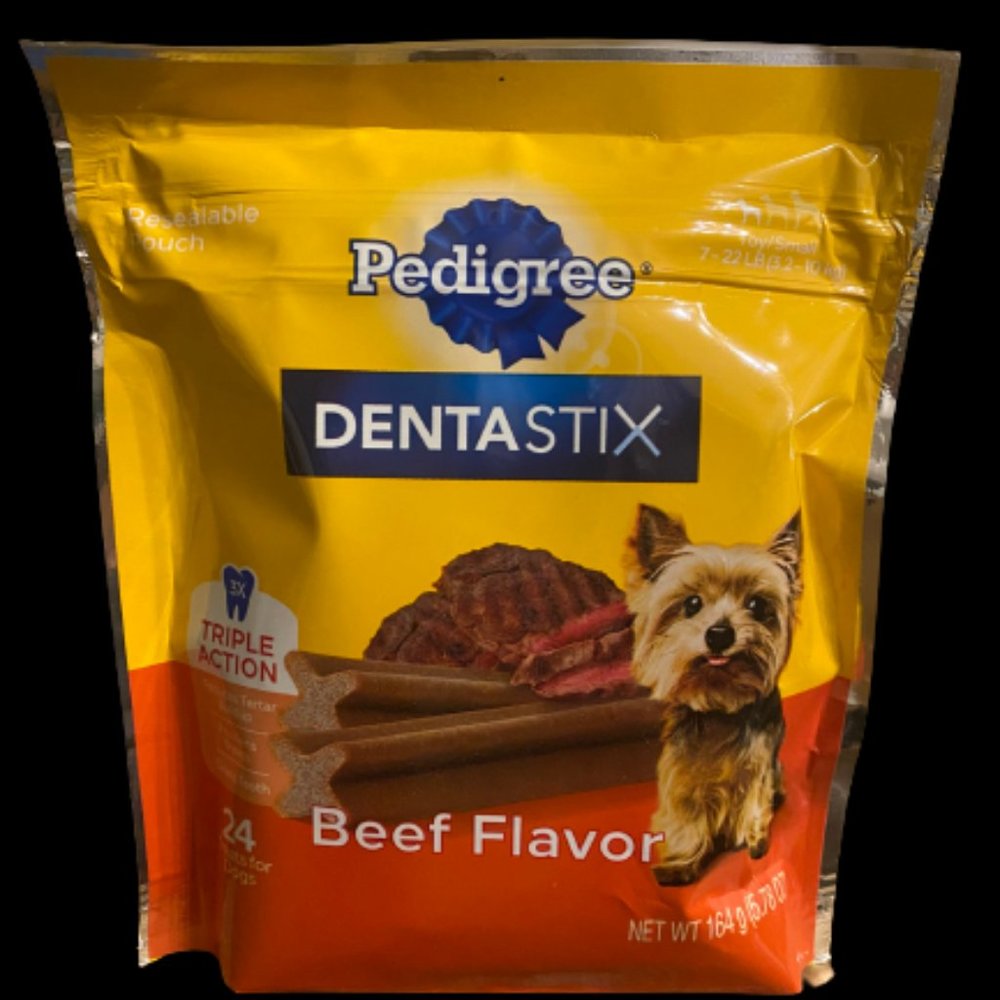 PEDIGREE DENTASTIX Small Dog Dental Treats Beef Flavor, 24 Treats, Pack of 7